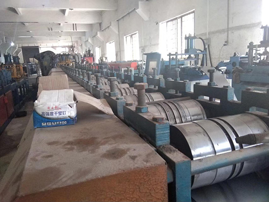 你見過鐵架床生產(chǎn)車間嗎？